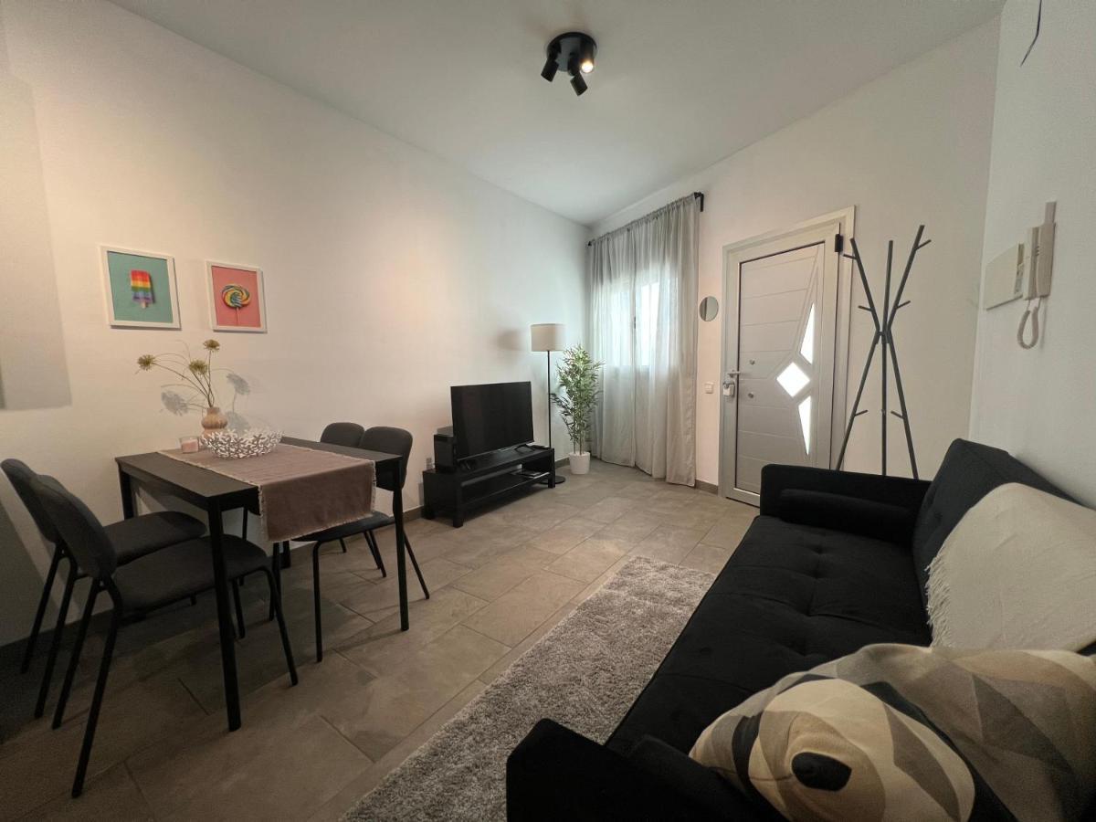 Cozy Apartment Well-Located In Terrassa, Barcelona Екстериор снимка