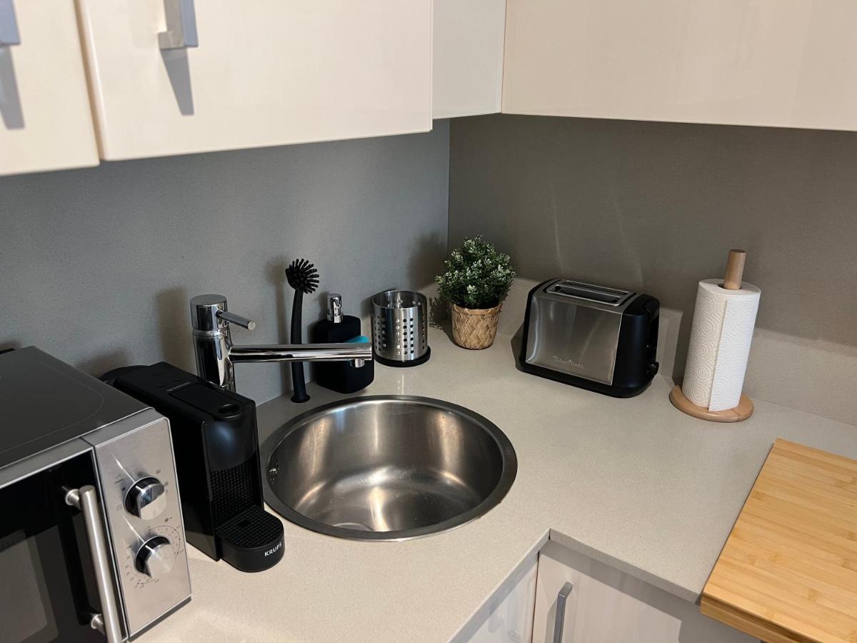 Cozy Apartment Well-Located In Terrassa, Barcelona Екстериор снимка