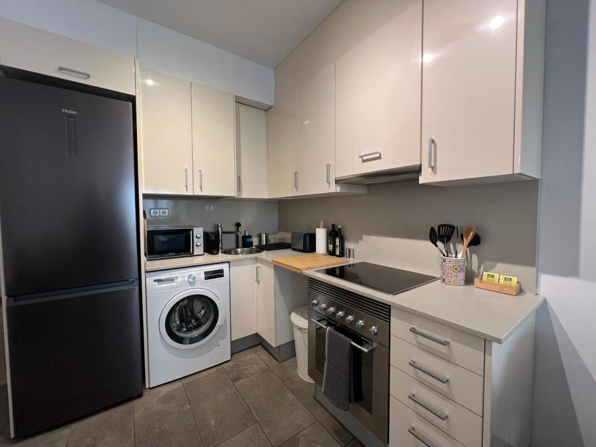 Cozy Apartment Well-Located In Terrassa, Barcelona Екстериор снимка